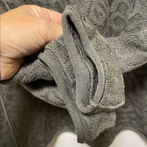 Armani Collezioni | Wool/Rayon Blend| Pullover |Gray/Green | Knit Sweater|Size L - Picture 5 of 14